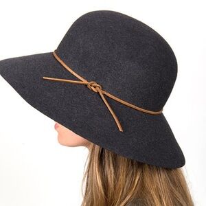 NWT Phenix wool Elegant Black Women's Hat with Tan leather Accent